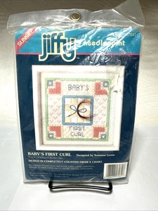 Kit neuf Jiffy Needlepoint "Baby's First Curl" 5" X 5". - Photo 1/6