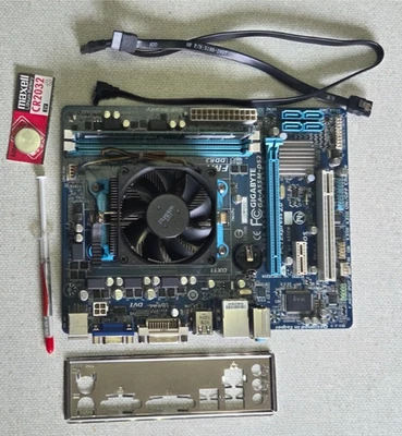 GIGABYTE GA-A55M-DS2 Motherboard, AMD A6-3500 CPU, 8GB DDR3 RAM, HSF, IOP Bundle - Image 1 of 4