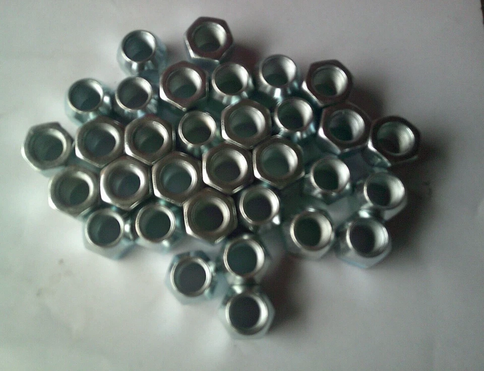 HUMVEE HUMMER H1 BUJE ENGRANADO TUERCA 32 Foto 1 de 1