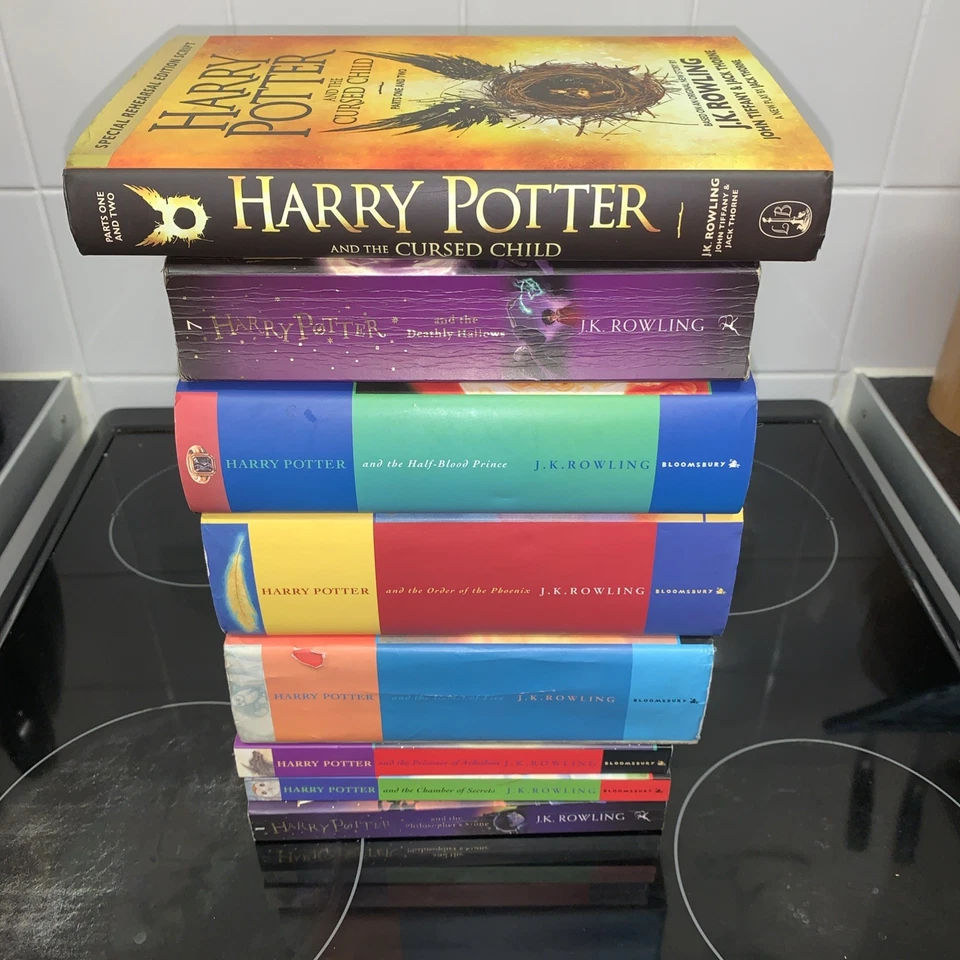 Harry Potter Full Set of 7 Books  Paperback & Hardbacks + The cursed child - Image 1 of 4
