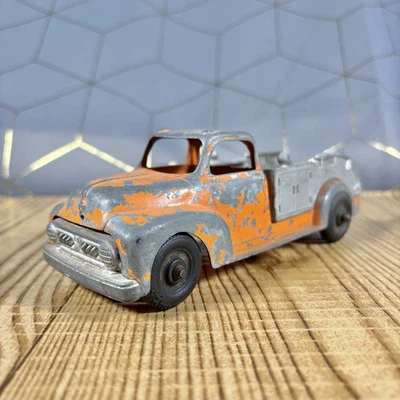 Vintage HUBLEY 1940's Orange Diecast #452 Wrecker Tow Truck Kiddie Toy 40s - Image 1 of 4
