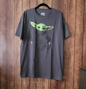 Star Wars Mandalorian Graphic T-shirt Baby Yoda Grey Size Large Mens - Picture 1 of 4