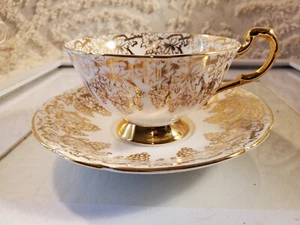 Royal Standard Tasse & Untertasse signiert datiert 1917 Gold vergoldet Weinrebenmuster  - Bild 1 von 10