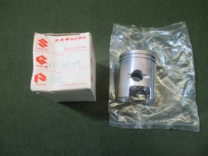 SUZUKI RM50 1978 1979 OR50 1979 ENGINE PISTON STD NOS OEM 12110-46103 - Picture 1 of 5