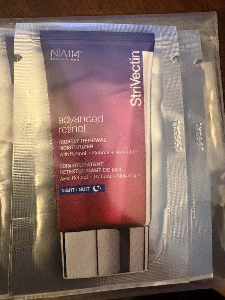 StriVectin Advanced Retinol Nightly Renewal Moisturizer - 25 Samples (1 ml each) - Image 1 of 1