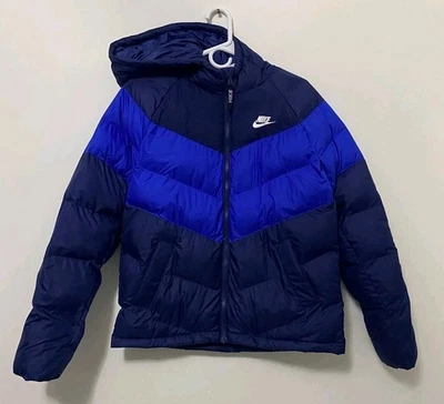 Chaqueta con capucha Nike Puffer para niños negra/azul talla XL Just Do It. Foto 1 de 4