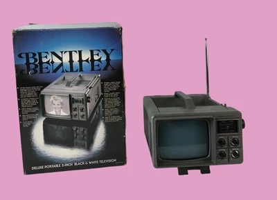 Televisión portátil Bentley Deluxe de 5 pulgadas en blanco y negro - sin probar Foto 1 de 4