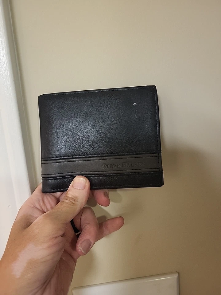 Cartera para hombre, plegable, gris, negra, Steve Harvey, cuero, pequeña, compacta, bolsillo Foto 1 de 4