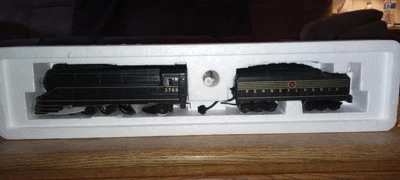 MTH 30-1118-1 PRR 4-6-2 K4s Torpedo Steam Locomotive & Tender w/PS #3768 - Image 1 of 4