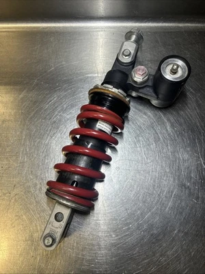 Amortiguador trasero Suzuki GSXR 600 2006-2007 #1778 Foto 1 de 4