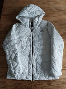 The North Face 550 gefütterte Gänsedaunen-Taschen mit Kapuze und Reißverschlusstaschen weiß Damengröße Medium - Bild 1 von 10