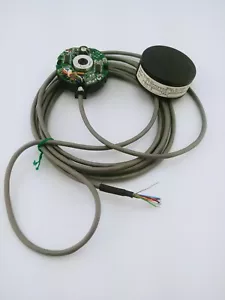 ENCODER, 500 LINE, DIGITAL DEVICE P/N S-1209-500-2; W/ 10 FEET OF CABLE - Picture 1 of 3