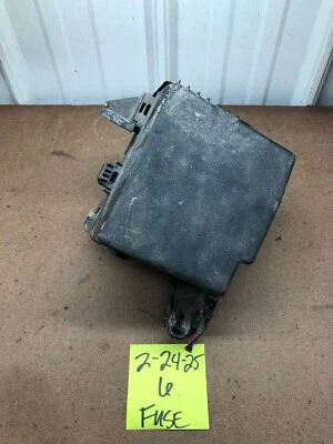 Mitsubishi Mirage 2014 2015 Factory Engine Fuse Box Relay Junction Block Module - Image 1 of 4