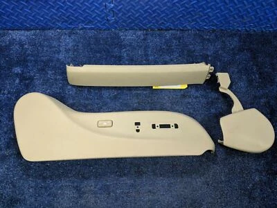 ?? 2006 - 2013 LEXUS IS 350 OEM PASSENGERS SIDE SEAT PLASTIC SEAT COVER  - Image 1 of 4