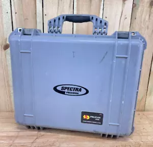 Pelican 1550 wasserdichte Schutzhülle grau guter Zustand A/B kostenloser Versand - Bild 1 von 5