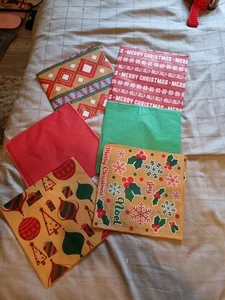 Paquetes de 120 hojas de papel de seda navideño - 6 patrones diferentes 50 x 50 cm - Imagen 1 de 3