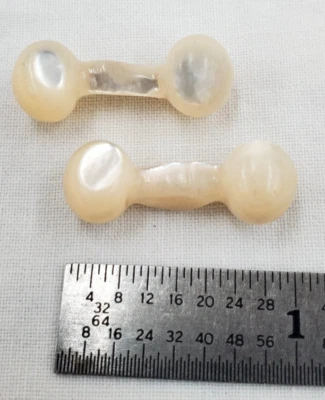 GEMELOS TALLADOS MADREPERLA VINTAGE BARRA FREGONA SÓLIDA 1 Par Foto 1 de 4