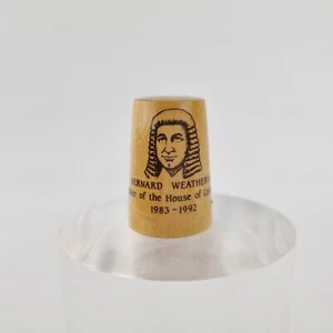 Vintage Wooden Thimble Bernard Weatherill Speaker House Of Commons 1983-1992 - Picture 1 of 6