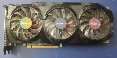 Gigabyte AMD Radeon HD 7950 (GV-R795WF3-3GD) 3GB GDDR5 PCI Express Graphic Card - Image 1 of 2