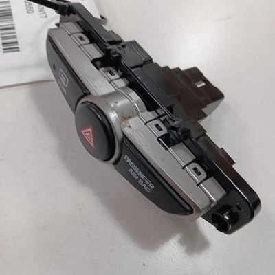 Hyundai Accent Hazard Switch 4 Way Flasher Button  2017 2016 2015 2014 2013 2012 - Image 1 of 4