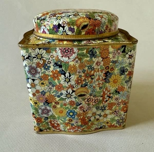 Vintage DAHER Floral Metal Tin 11101 Container Lidded TEA CADDY Made in England - Picture 1 of 10