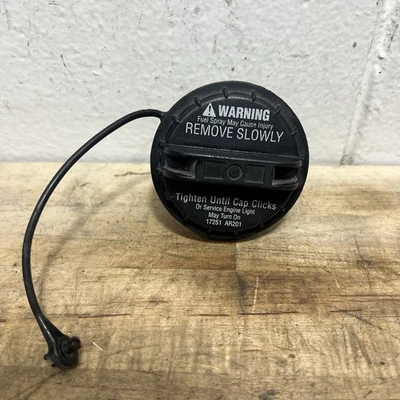 Infiniti QX56 2004-2007 5,6 L V8 tanque de combustible tapa de llenado de gasolina 17251-AR201 OEM Foto 1 de 4