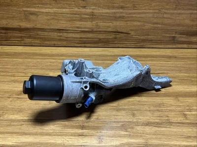 Audi A6 C8 2020-2024 enfriador de aceite de motor 2,0 L 2 k millas 06N903143B fabricante de equipos originales Foto 1 de 4