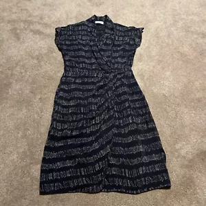 MM.LAFLEUR Jasmin Kunsthalstuchkleid kurzärmelig Gr. 6 marineblau mit hellbraunem Zähldruck - Bild 1 von 9