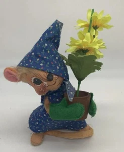 ANNALEE '92 MOUSE DOLL GARDENING GIRL WITH FLOWERS IN POT 2045 Nightgown Vtg - Picture 1 of 10
