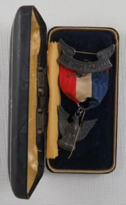 Eagle Scout Medal 1933 - 1954 Robbins ROB3 w/ Presentation Case [EG201] - Picture 1 of 7