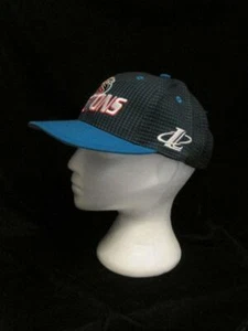 NBA~GORRA DE BÉISBOL NEGRA DETROIT PISTONS~GORRA~SNAPBACK~NUEVA SIN ETIQUETAS - Imagen 1 de 6