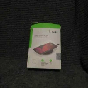 Belkin Chargeur Sans Fil Certifié Qi 10W Max Chargeur Rapide Charge Rapide - Photo 1 sur 5