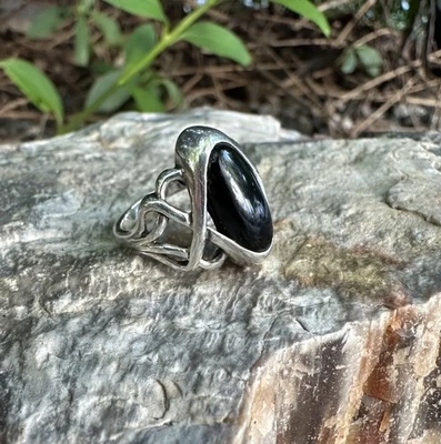 Anillo de plata de ley 925 con nudo celta de ónix negro talla 7,5 firmado Kabana Foto 1 de 4
