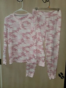 Rare Womens Maidenform 2-Piece PINK CAMO Thermal Pajama Set Size Medium - Picture 1 of 9