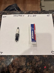 Genuine GM ACDelco Spark Plug R44LTS6 - Picture 1 of 7