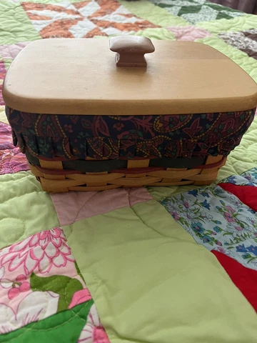 2-Longaberger Baskets With Lids Cover