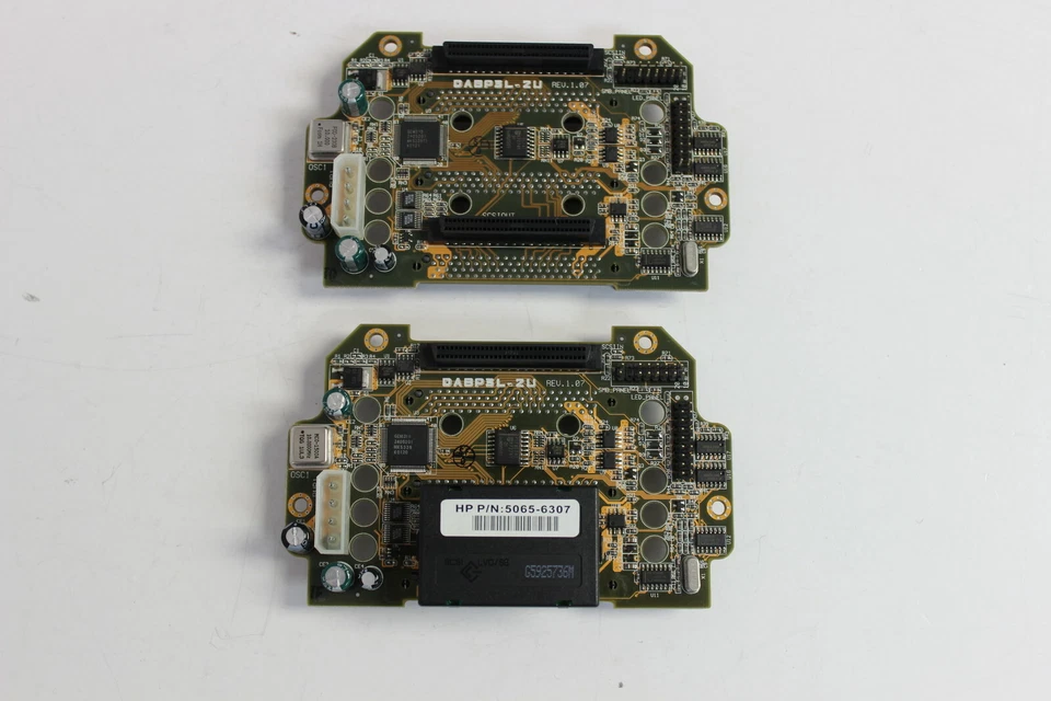HP P1824-63039 5185-5567 ULTRA3 SCSI BACKPLANE KIT NETSERVER LP 2000R - Image 1 of 3