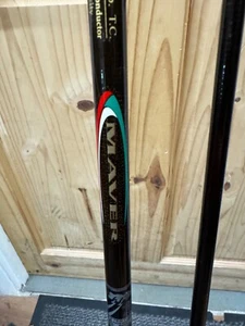 VINTAGE COARSE FISHING TACKLE - MAVER JURASSIC CARP ROD 12ft, 2.5lb + GREEN BAG - Picture 1 of 10