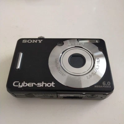 Sony Cyber Shot DSC W50 Digital Camera Black 7 2MP 3x Optical Zoom Compact - Image 1 of 4