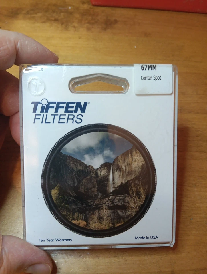 NIB Tiffen 67mm Center Spot Filter #67CS Softens Edges &Maintains Central Focus  - Image 1 of 4