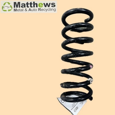 Used Rear Coil Spring fits: 2015 Ford Fusion Rear Hybrid S Rear Grade A - Imagem 1 de 4