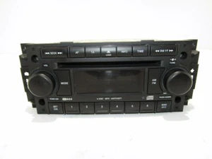 Jeep Patriot MK74 p05064362ab AM FM Radio CD Player AUTORADIO CD  - Bild 1 von 5