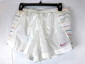 Nike Girls White Athletic Shorts Size XL - Picture 1 of 3