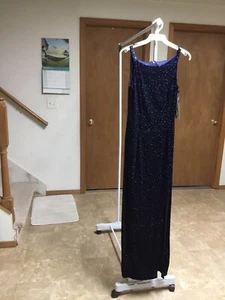 Women’s “Betsy And Adam” Split Hem Evening Velvet Dress/gown, Size 4 Reg, Navy. - Picture 1 of 9