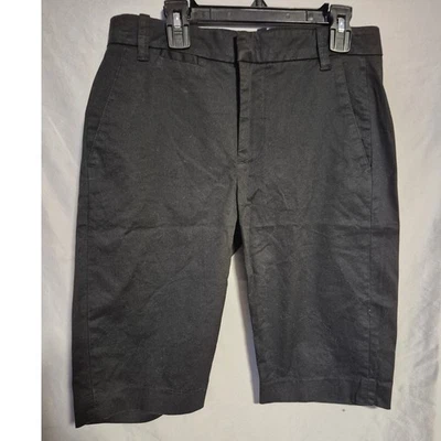 Bermuda casual Vince preta feminina tamanho 2 chino - Imagem 1 de 3