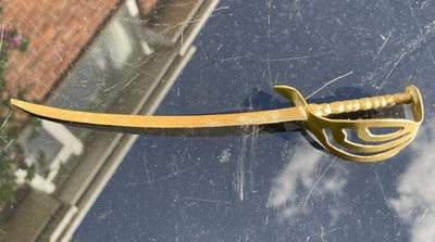 VINTAGE ENGRAVED BRASS LETTER OPENER PAPER KNIFE SWORD Z.Y India 19 cm long - Image 1 of 4