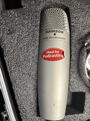 Samson C01U Pro USB Studio Condenser Microphone + Desktop Mic Stand | Silver - Image 1 of 4