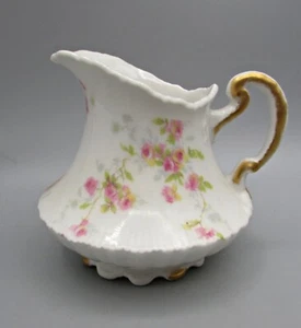 Theodore Haviland Creamer - Pink Roses - Harrison Rose variant -Schleiger 150-10 - Picture 1 of 6