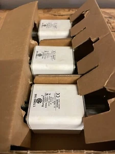 Bussmann 170M5146 Fuse 630A 1250V - Picture 1 of 4