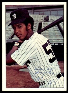 1975 SSPC LARRY MURRAY . NEW YORK YANKEES #449